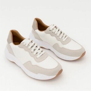 Kaanas Cream and Tan Sneakers